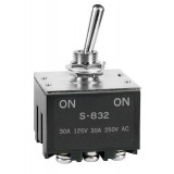S832